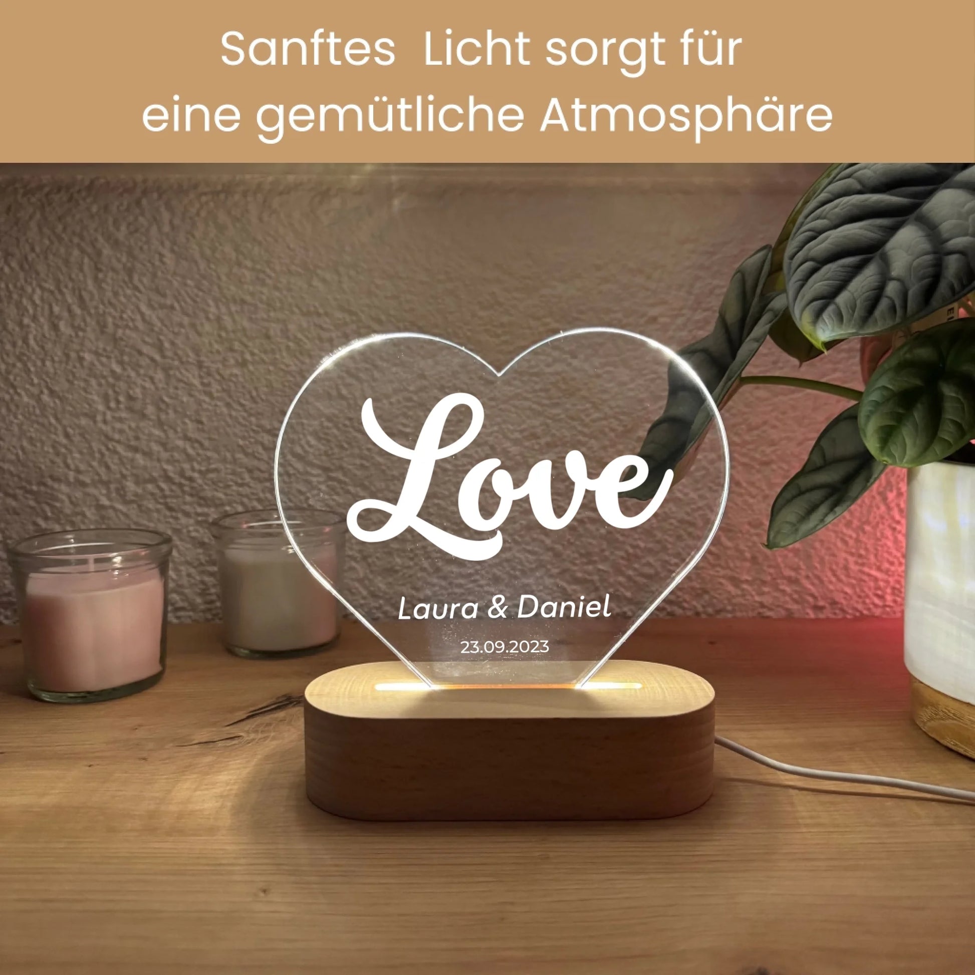 Herz-Acrylglas mit LED – Love – warm beleuchtet in einer Wohnumgebung
